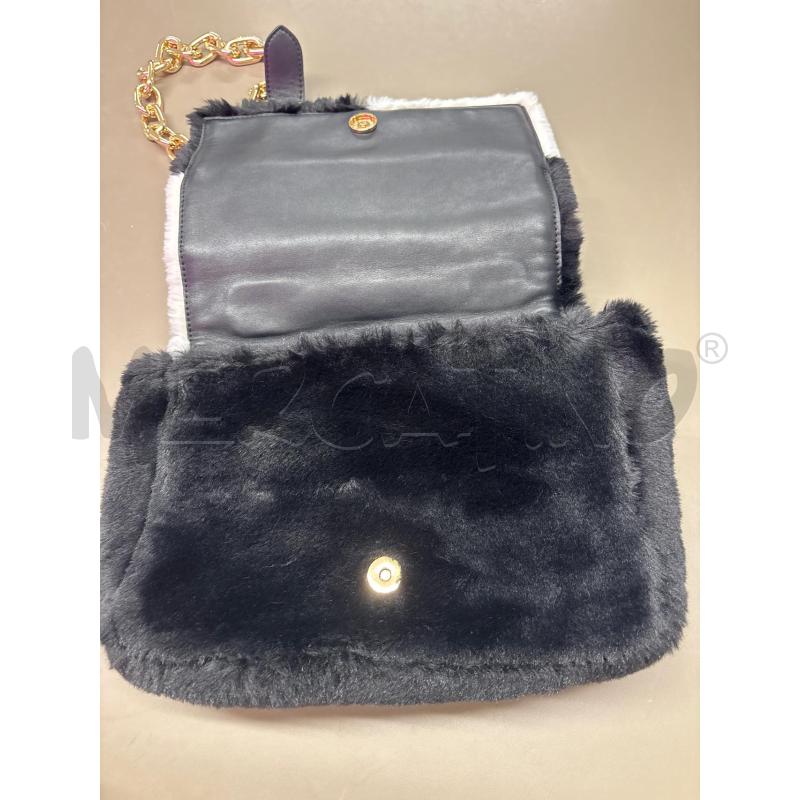 BORSA DONNA GAELLE NERA BIANCA PELUCHE CATENA DORATA | Mercatino dell'Usato Salerno 3