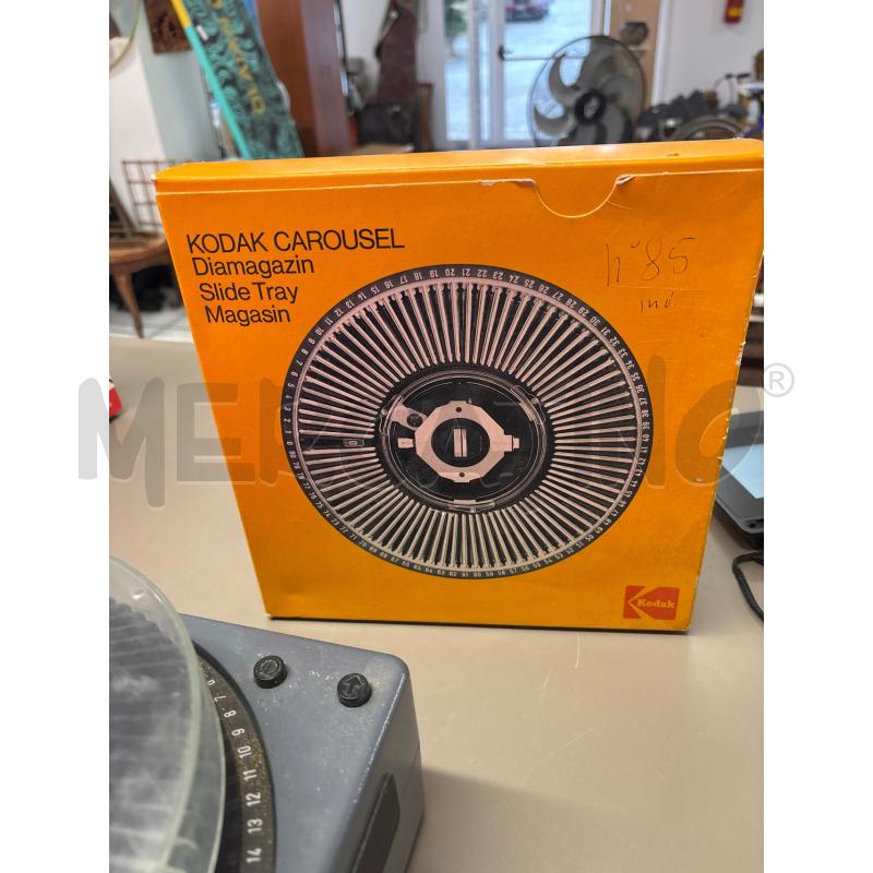 LETTORE DIAPOSITIVE KODAK CAROUSEL S-AV 1000 + DIAMAGAZIN | Mercatino dell'Usato Salerno 2