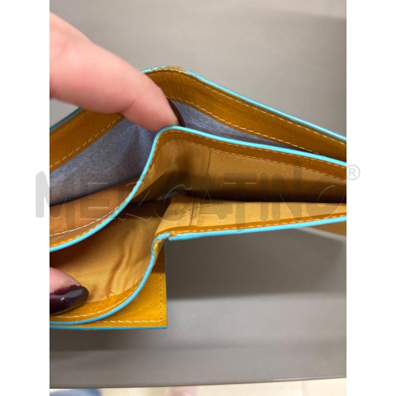 PORTA FOGLIO PIQUADRO GIALLO PELLE  | Mercatino dell'Usato Salerno 3