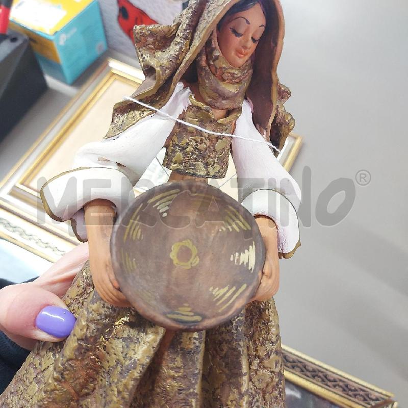 STATUETTA DONNA SARDA CON PANARO | Mercatino dell'Usato Salerno 4