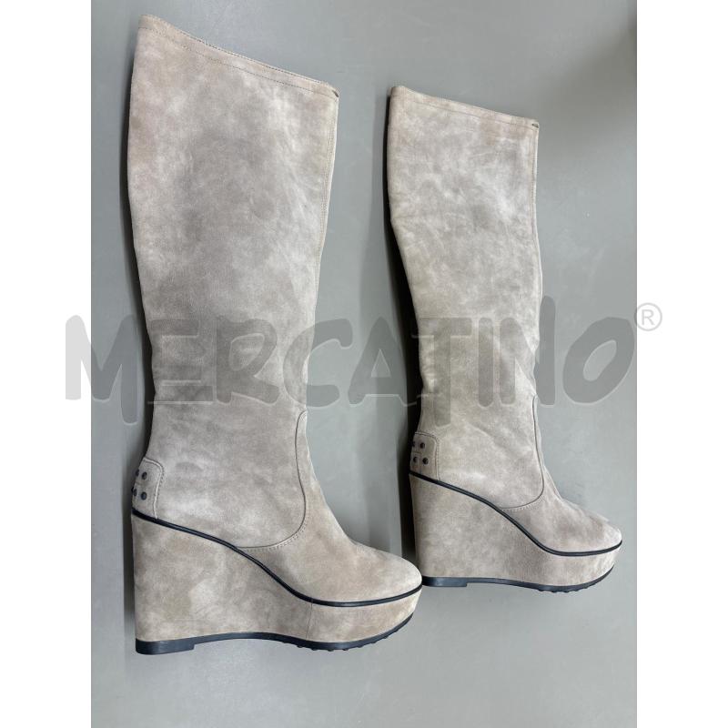 STIVALI DONNA TOD S CAMOSCIO BEIGE ZEPPA | Mercatino dell'Usato Salerno 3