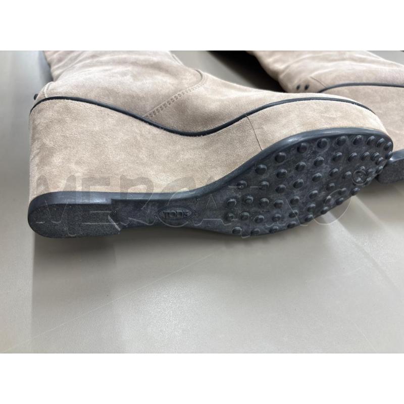 STIVALI DONNA TOD S CAMOSCIO BEIGE ZEPPA | Mercatino dell'Usato Salerno 4