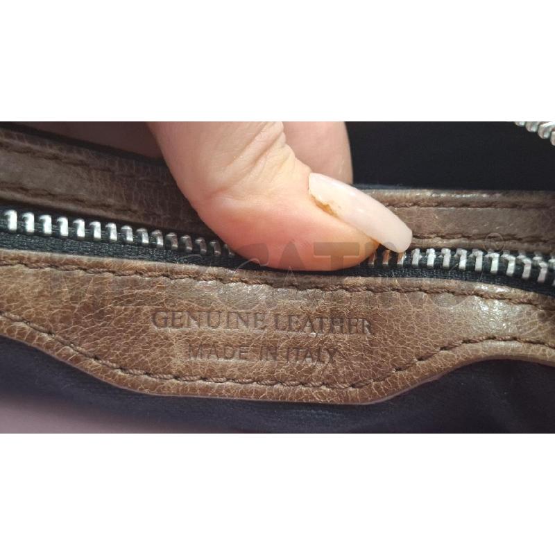 BORSA DONNA GENUINE LEATHER MARRONE | Mercatino dell'Usato Salerno fratte 4