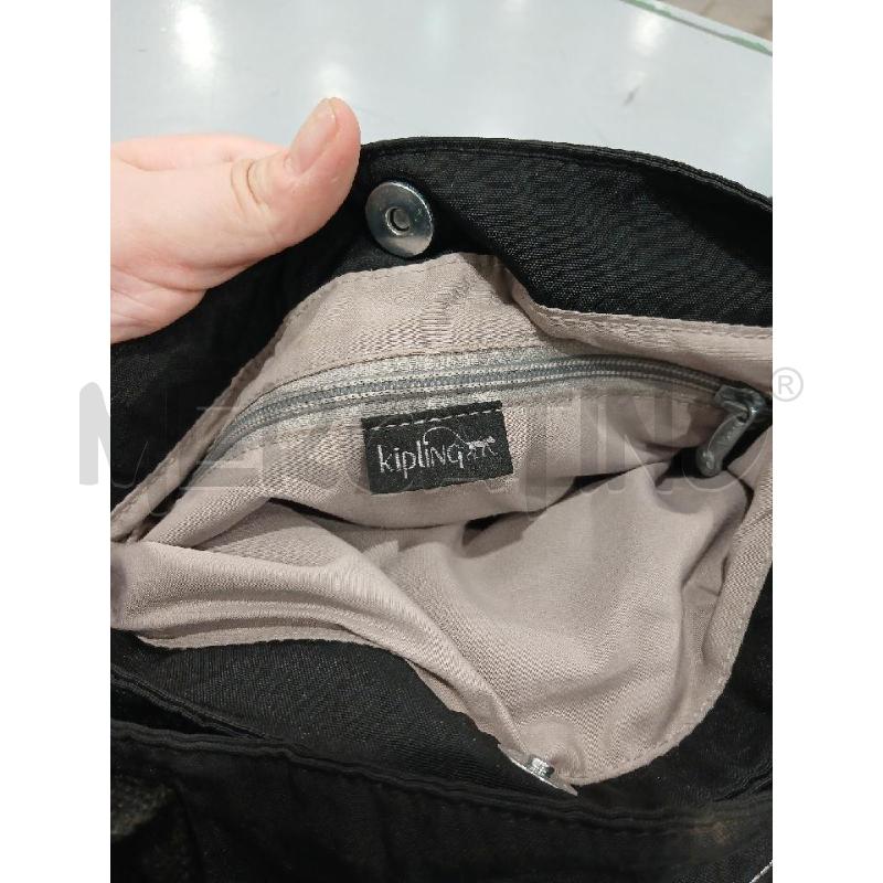 BORSA DONNA KIPLING NERA IN TESSUTO CON ACCESSORIO | Mercatino dell'Usato Salerno fratte 2