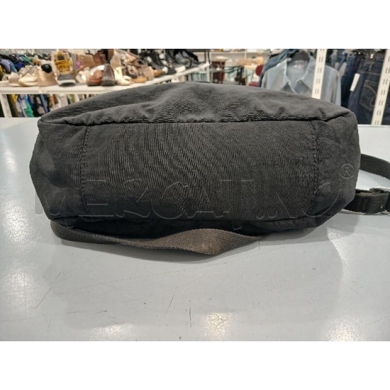 BORSA DONNA KIPLING NERA IN TESSUTO CON ACCESSORIO | Mercatino dell'Usato Salerno fratte 3