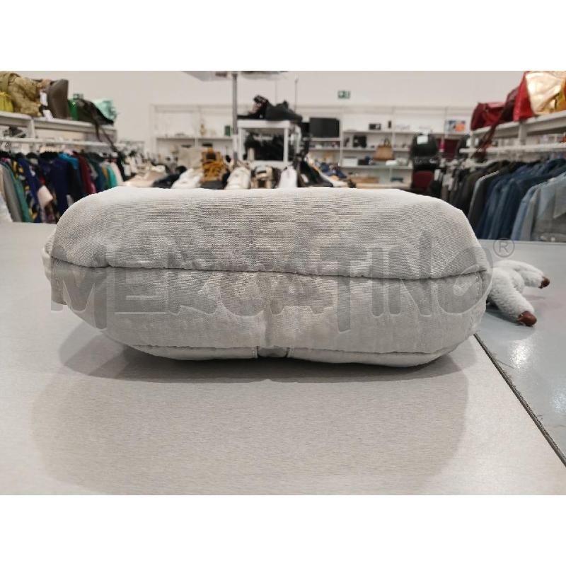 BORSA DONNA KIPLIN GRIGIA CON ACCESSORIO | Mercatino dell'Usato Salerno fratte 3