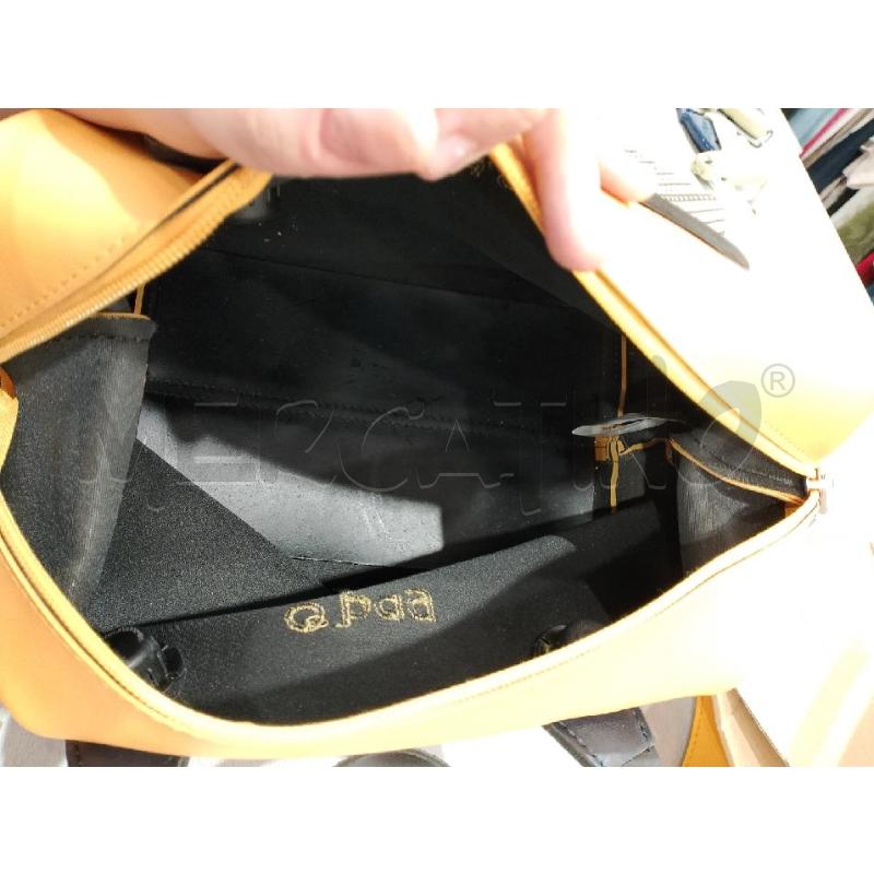 BORSA DONNA OBAG GIALLA CON TRACOLLA | Mercatino dell'Usato Salerno fratte 4