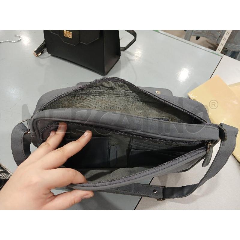 BORSA DONNA PHOENIX GRIGIA A SPALLA | Mercatino dell'Usato Salerno fratte 5