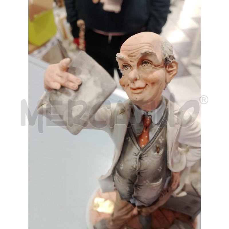 CAPODIMONTE RADIOLOGO STATUA PORCELLANA H 24 CM | Mercatino dell'Usato Salerno fratte 4