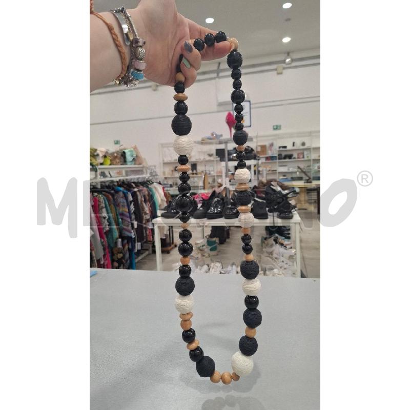 COLLANA SFERE BIANCHE NERE MARRONI 92 CM CIRCA | Mercatino dell'Usato Salerno fratte 3
