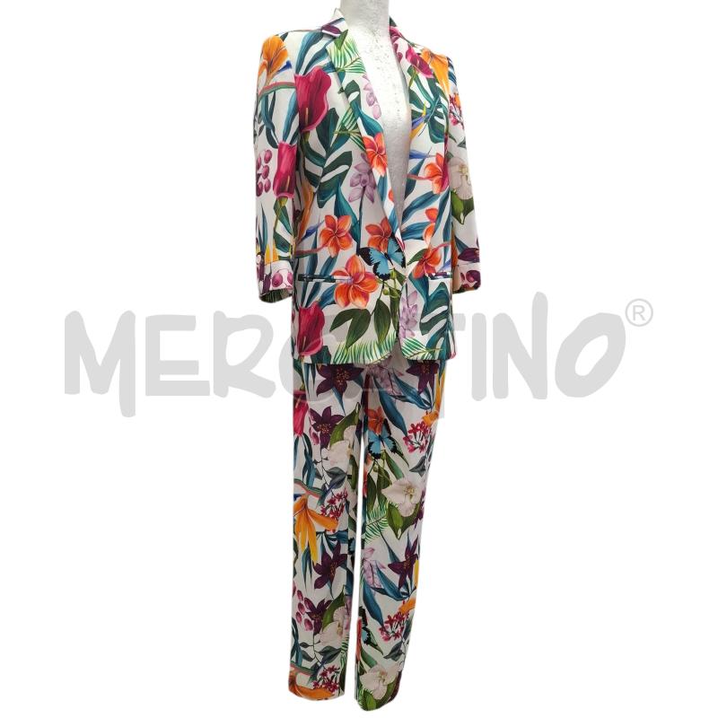 COMPLETO DONNA ARTIGLI BIANCO FANT. FIORI | Mercatino dell'Usato Salerno fratte 1