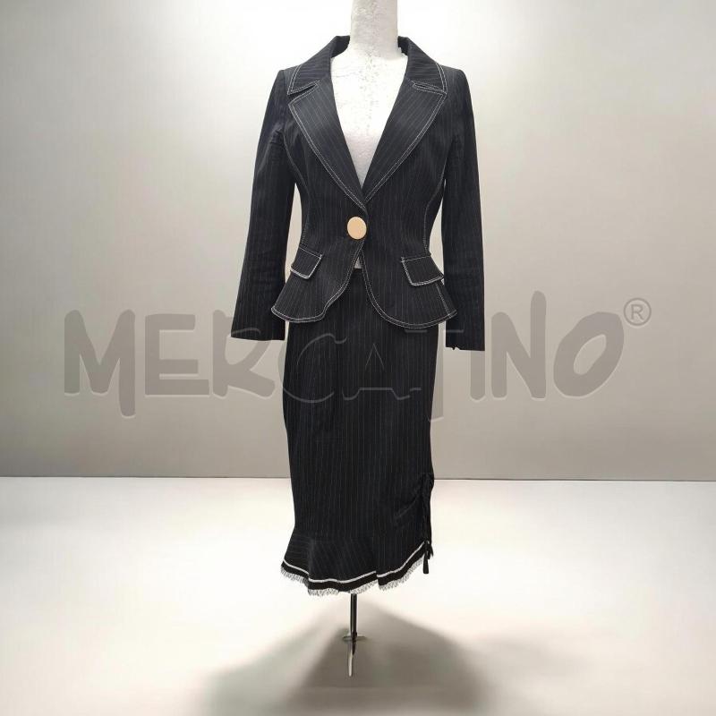COMPLETO DONNA GIACCA+GONNA MARIAGRAZIA SEVERI NERO GESSATO  | Mercatino dell'Usato Salerno fratte 1