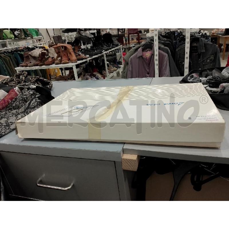 COMPLETO LETTO RIFINITO IN SETA BIANCO FIORELLINI ROSA | Mercatino dell'Usato Salerno fratte 4