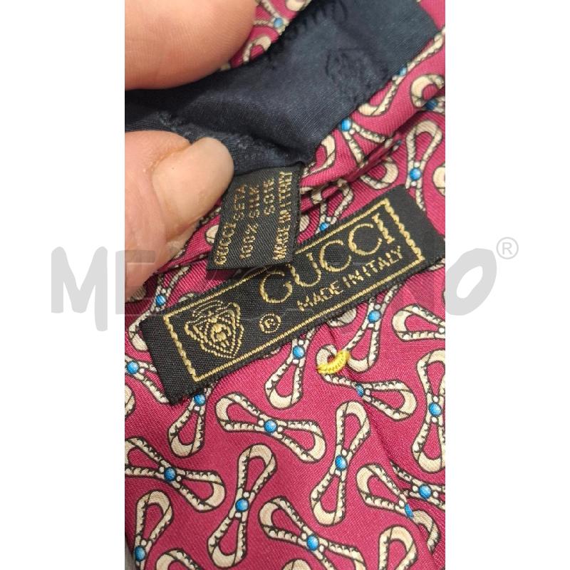 CRAVATTA GUCCI ROSA DIS. BIANCHI SETA | Mercatino dell'Usato Salerno fratte 2