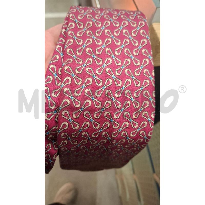 CRAVATTA GUCCI ROSA DIS. BIANCHI SETA | Mercatino dell'Usato Salerno fratte 4