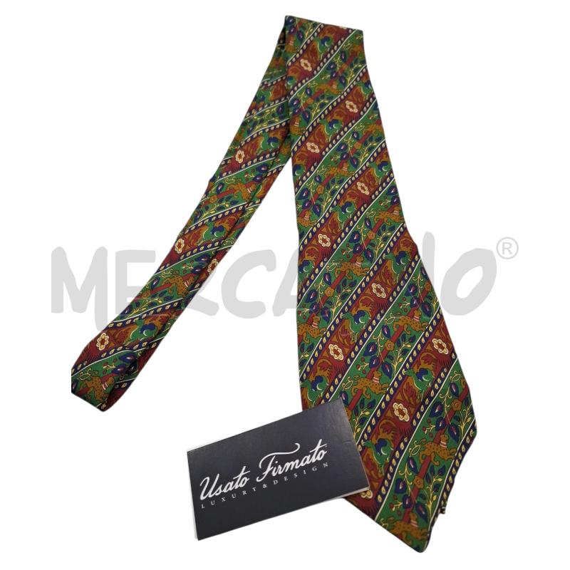 CRAVATTA SALVATORE FERRAGAMO ROSSA FANTASIA LEONI E UOMINI | Mercatino dell'Usato Salerno fratte 1