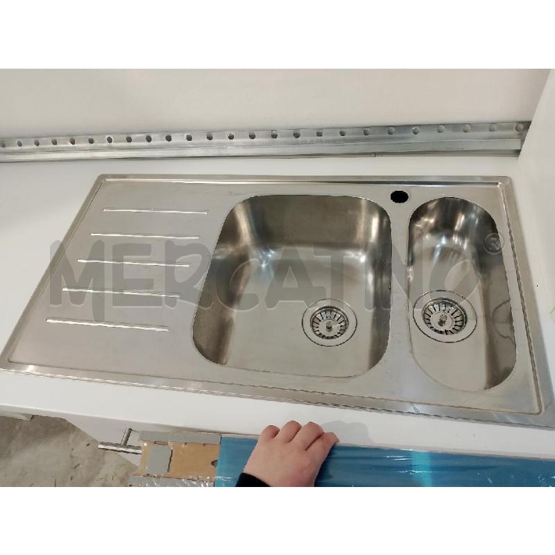 CUCINA BIANCA UTRUSTA IKEA  | Mercatino dell'Usato Salerno fratte 2