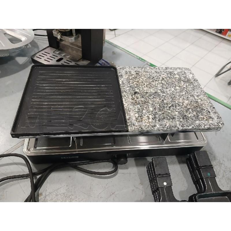 GRIGLIA ELETTRICA SEVERIN CON PIETRA + 8PZ PADELLINE ANTIADERENTI | Mercatino dell'Usato Salerno fratte 2