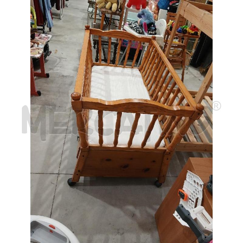 LETTINO BAMBINO LEGNO CON CASSETTI E SPONDA APRIBILE CON MATERASSO | Mercatino dell'Usato Salerno fratte 4