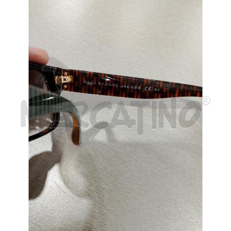 OCCHIALI UOMO MARC JACOBS MARRONI STECCHE RIGHE VERDI/MARRONI | Mercatino dell'Usato Salerno fratte 4