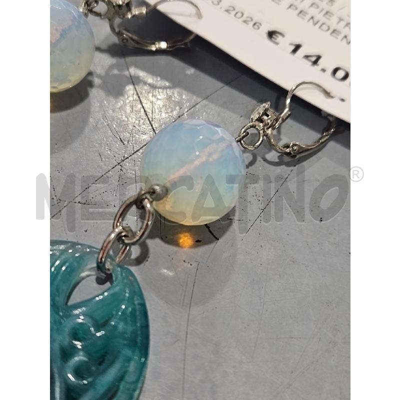 ORECCHINI PIETRA IRIDESCENTE PENDENTE VERDE SCOLPITO | Mercatino dell'Usato Salerno fratte 2