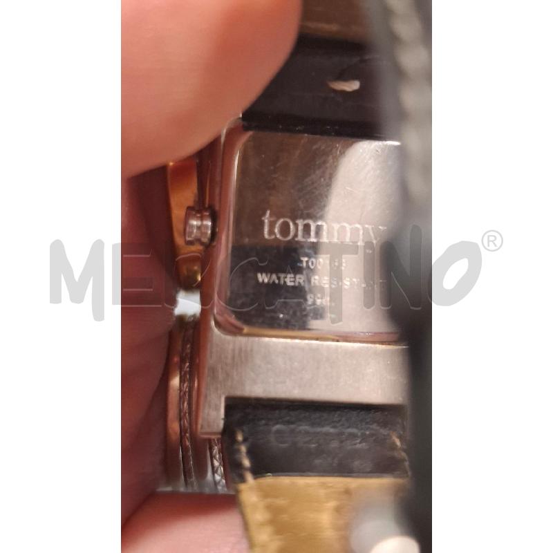 OROLOGIO DA POLSO TOMMY HILFIGER ACCIAIO E PELLE RETTANGOLARE | Mercatino dell'Usato Salerno fratte 4