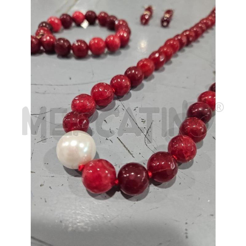 PARURE COLLANA + BRACCIALE + ORECCHINI PIETRE ROSSE - CON PERLA | Mercatino dell'Usato Salerno fratte 2