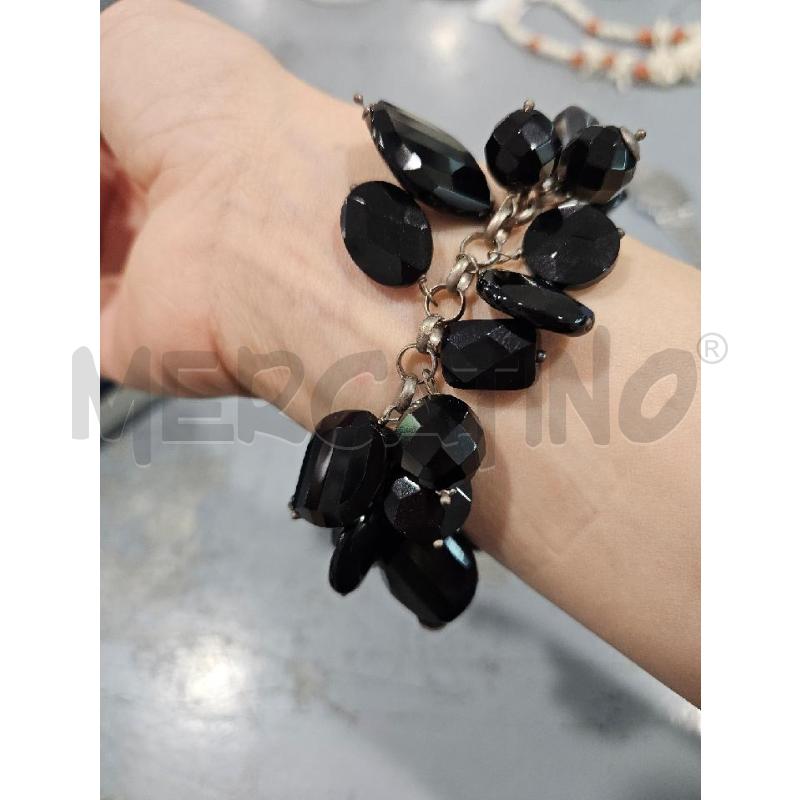 PARURE COLLANA + BRACCLIARE A PIETRE NERE | Mercatino dell'Usato Salerno fratte 3