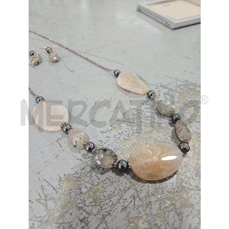 PARURE PIETRE COLLANA + ORECCHINI QUARZO RUTILATO ROSA E GRIGIO | Mercatino dell'Usato Salerno fratte 3
