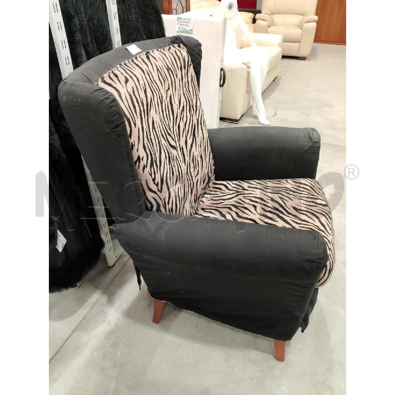POLTRONA NERA E ANIMALIER SFODERABILE | Mercatino dell'Usato Salerno fratte 4