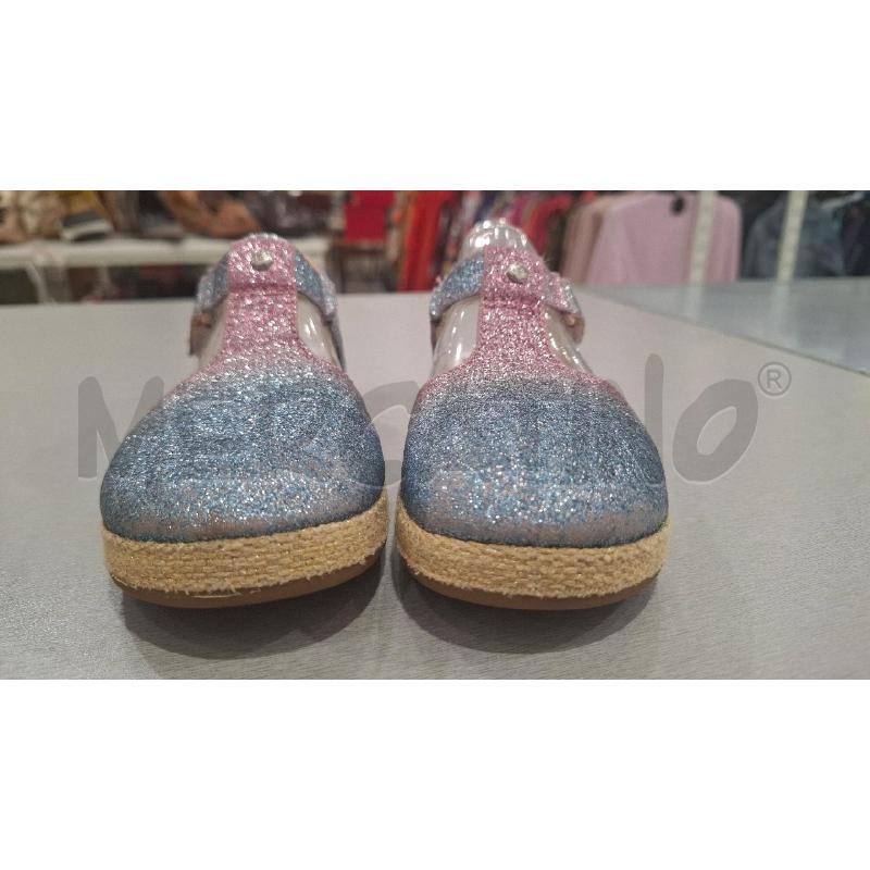 SANDALI BAMBINA UGG MULTICOLOR BRILL. NUOVI | Mercatino dell'Usato Salerno fratte 2