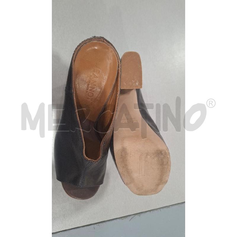 SANDALI DONNA JEANNOT MARRONI | Mercatino dell'Usato Salerno fratte 4