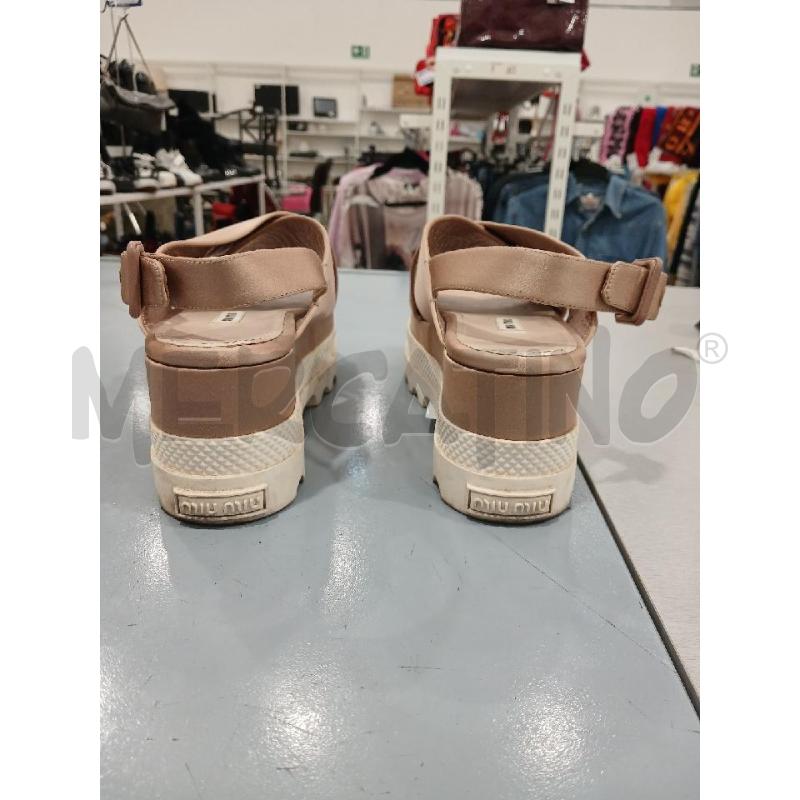 SANDALI DONNA MIU MIU RASO ROSA | Mercatino dell'Usato Salerno fratte 4
