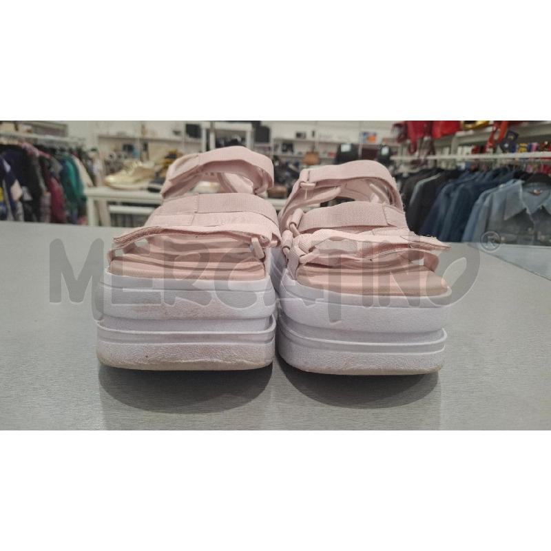 SANDALI DONNA NIKE ROSE' | Mercatino dell'Usato Salerno fratte 2