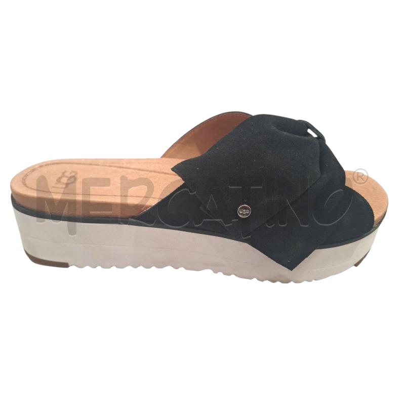 SANDALI DONNA UGG KURI FIOCCO NERO | Mercatino dell'Usato Salerno fratte 1