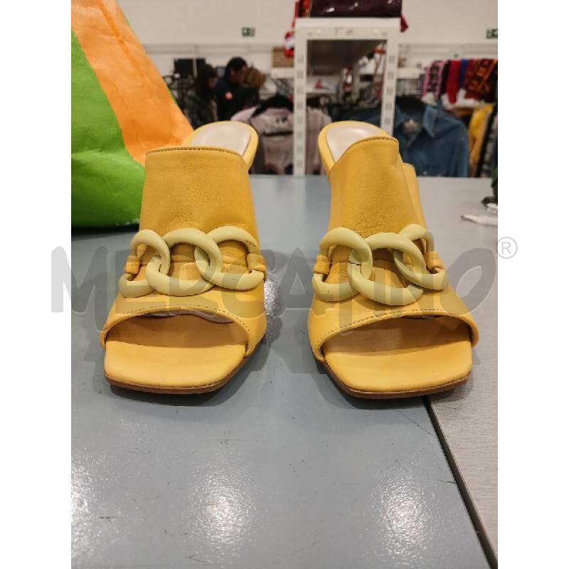 SANDALI DONNA VIA VENEZIA GIALLI IN PELLE | Mercatino dell'Usato Salerno fratte 3