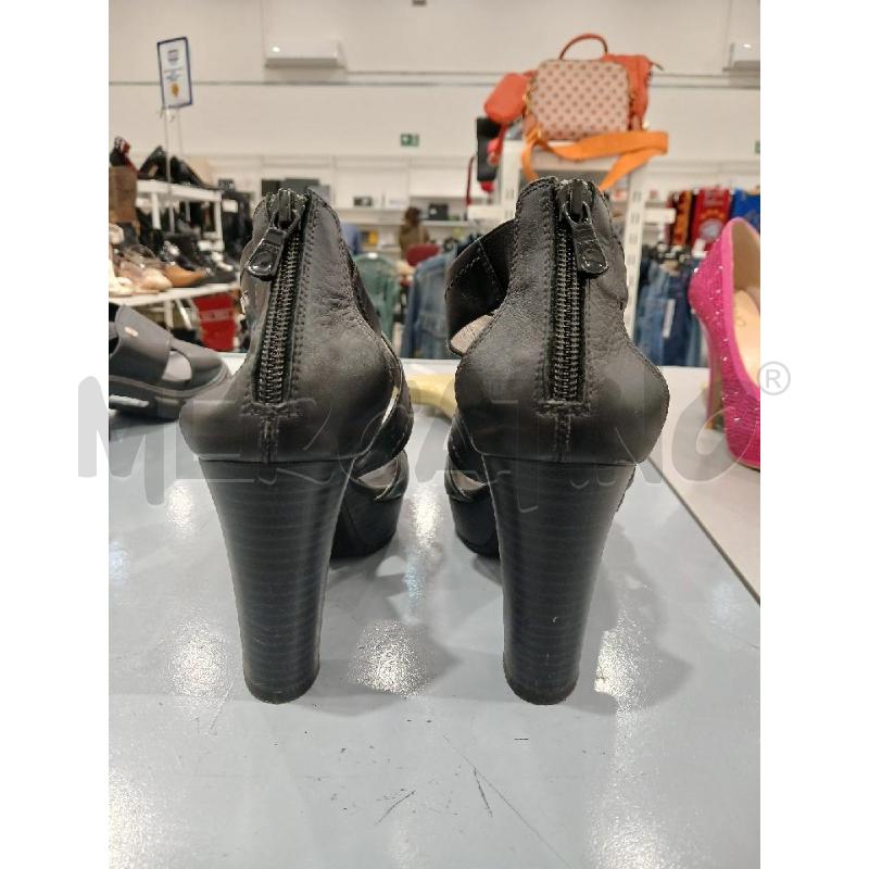 SCARPE DONNA NERO GIARDINI | Mercatino dell'Usato Salerno fratte 3