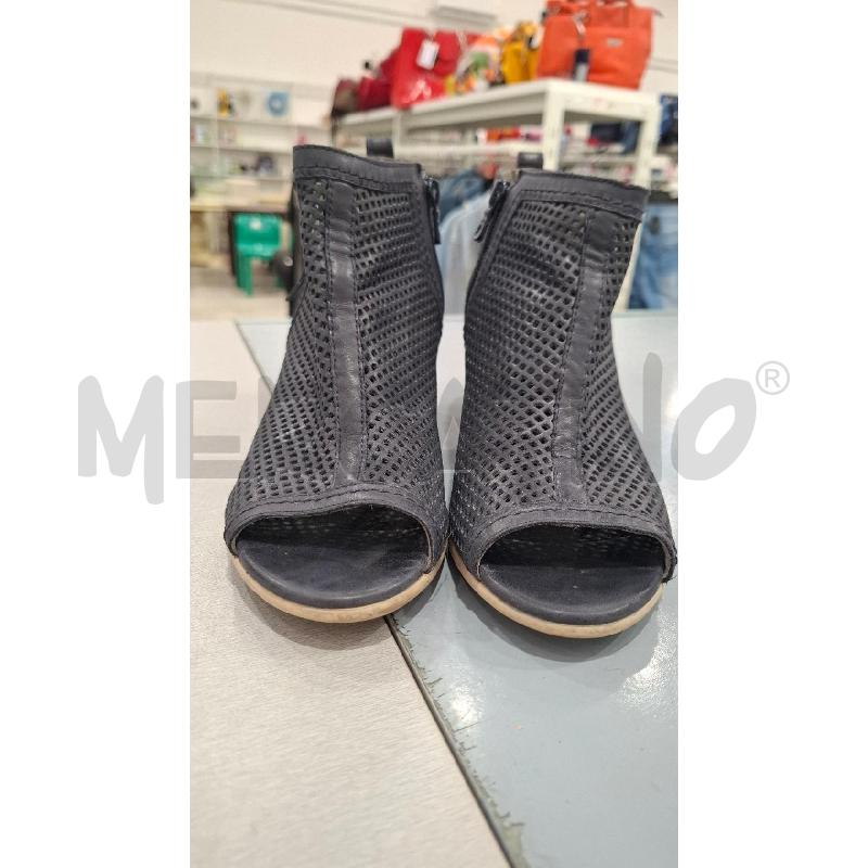 SCARPE DONNA NERO GIARDINI BLU N. 38 | Mercatino dell'Usato Salerno fratte 2