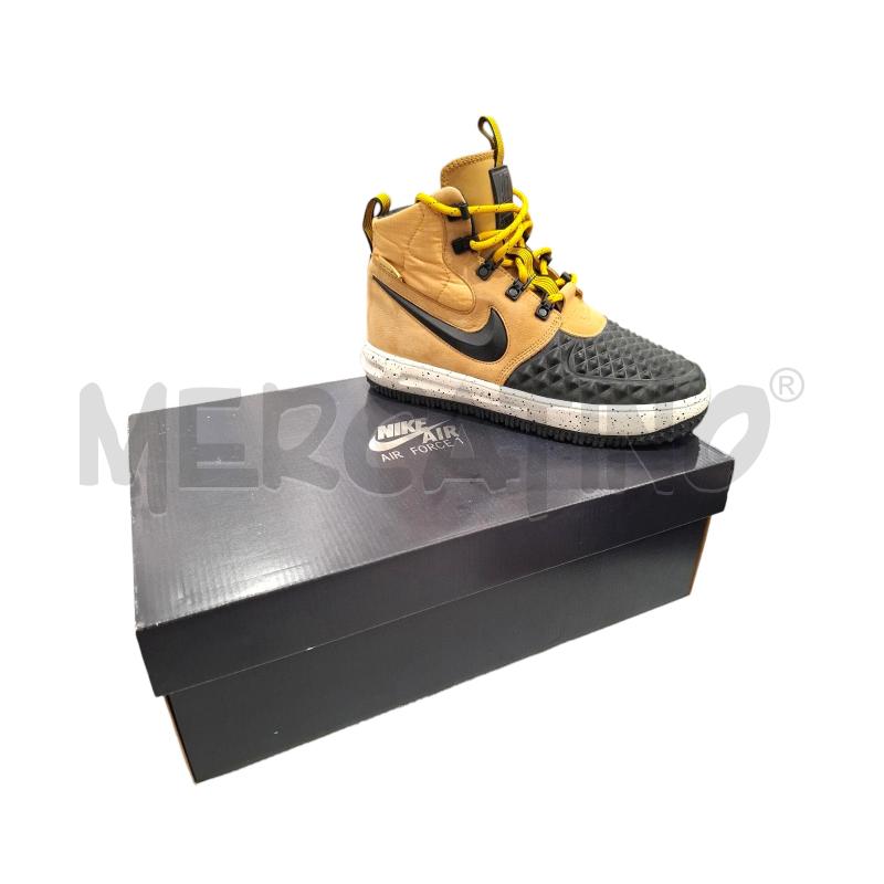 SCARPE UNISEX NIKE AIR FORCE BEIGE E NERE | Mercatino dell'Usato Salerno fratte 1