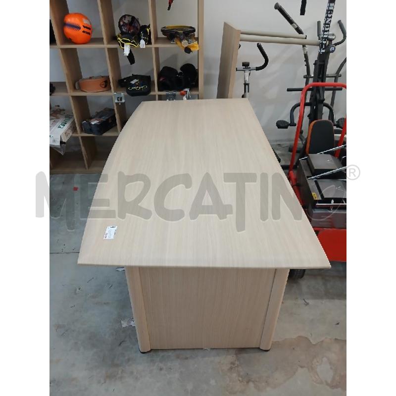 SCRIVANIA UFFICIO LEGNO CHIARO  | Mercatino dell'Usato Salerno fratte 3