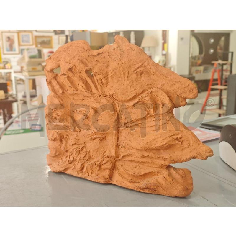 SCULTURA VOLTO DI DONNA TERRACOTTA FIRMATO SESSA ANNA | Mercatino dell'Usato Salerno fratte 3