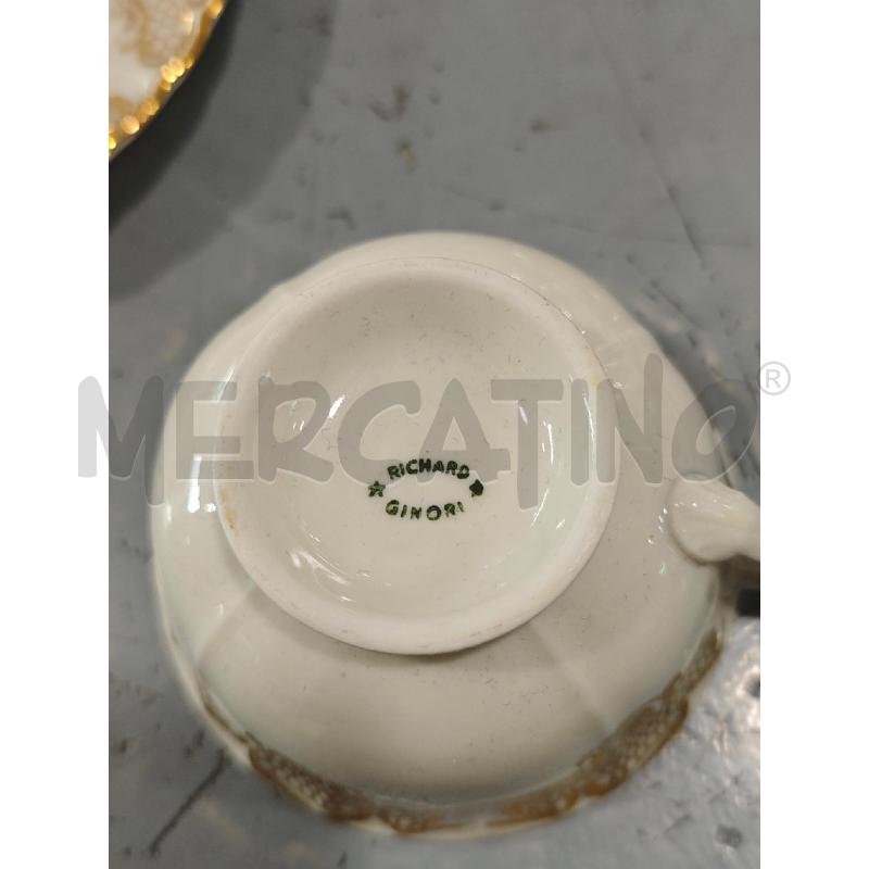 SERVIZIO RICHARD GINORI 12+11 PIATTINI+LATTIERA+ZUCCHERIERA+CAFFETTIERA BIANCO POR DECORI DORATI | Mercatino dell'Usato Salerno fratte 2
