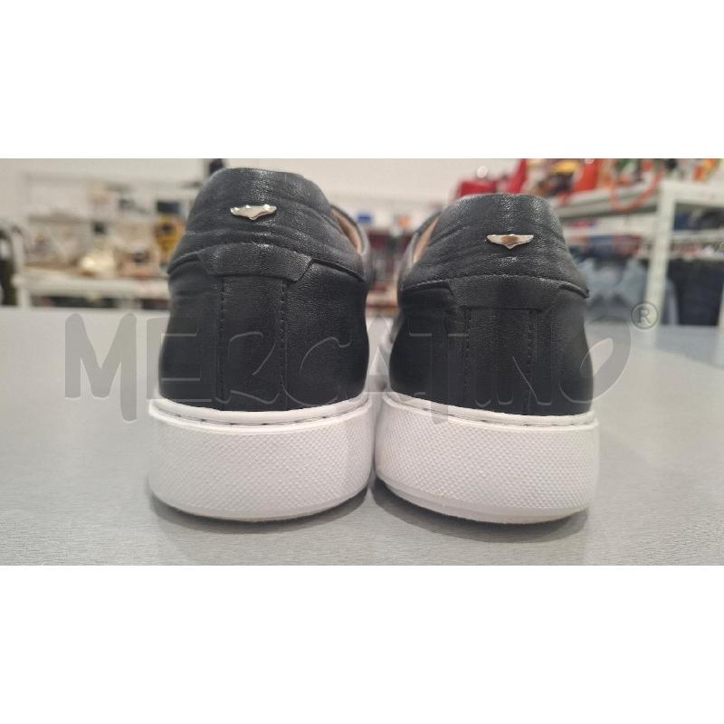 SNEAKERS DONNA GUARDIANI NERE | Mercatino dell'Usato Salerno fratte 3
