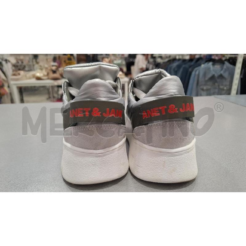 SNEAKERS DONNA JANET & JANET ARGENTATE  | Mercatino dell'Usato Salerno fratte 3