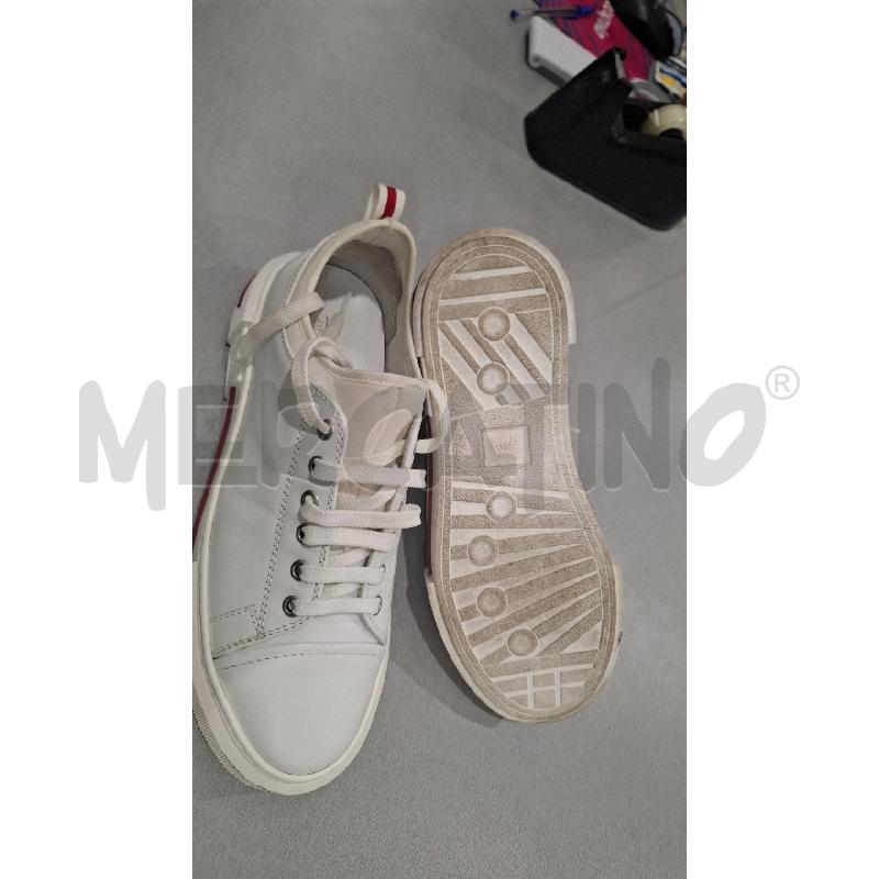 SNEAKERS UOMO ELEVENTY BIANCHE N.40 | Mercatino dell'Usato Salerno fratte 4