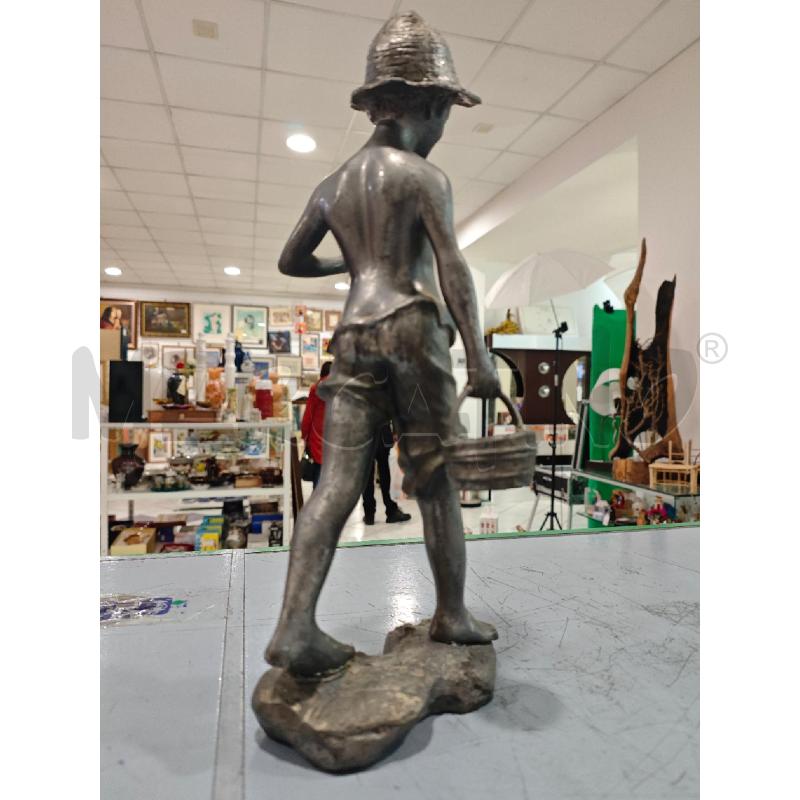 STATUA PICCOLO PESCATORE | Mercatino dell'Usato Salerno fratte 3