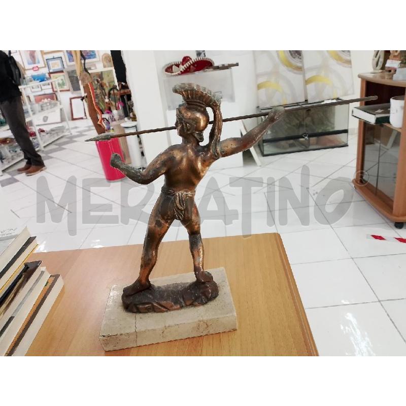 STATUA SPARTANO CON LANCIA E BASE MARMO | Mercatino dell'Usato Salerno fratte 2