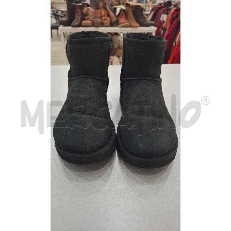 STIVALETTI DONNA UGG NERE | Mercatino dell'Usato Salerno fratte 2