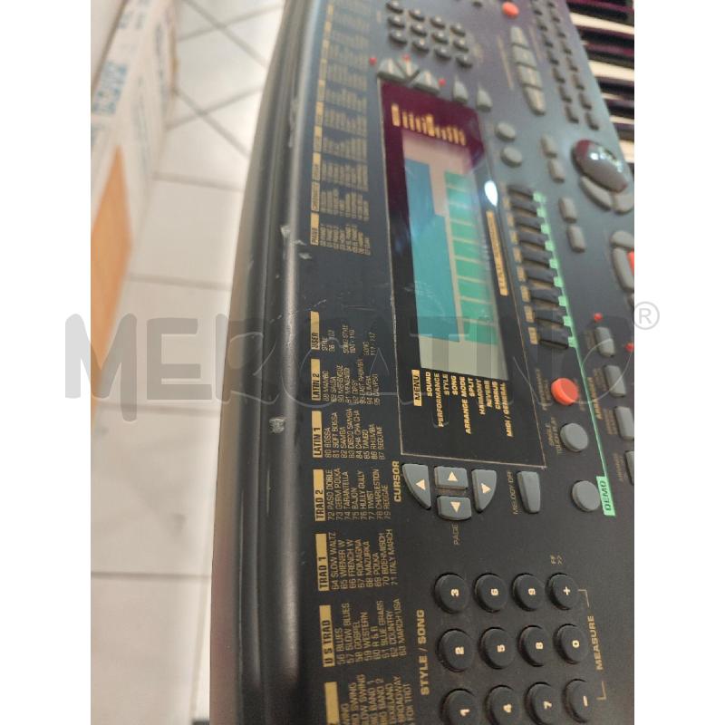 TASTIERA MUSICALE GEM WK2 CON SUPPORTO | Mercatino dell'Usato Salerno fratte 3