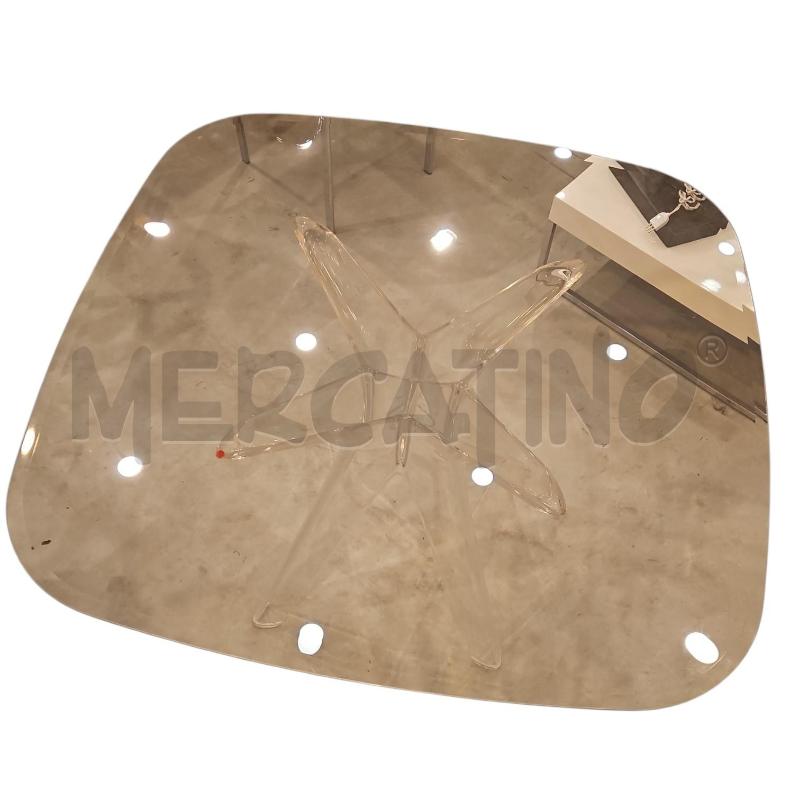 TAVOLO KARTELL SIR GIO TECNOPOLIMERO ARANCIO QUADRATO  | Mercatino dell'Usato Salerno fratte 2